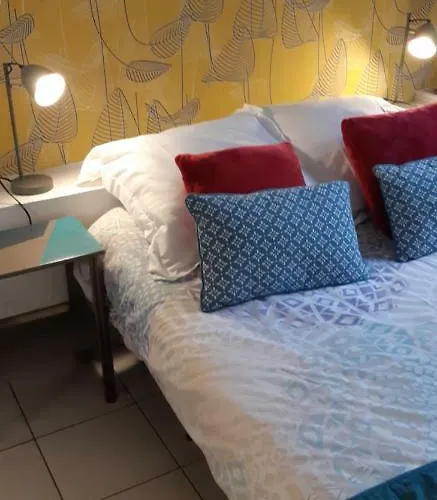 Les Seringats 아파트